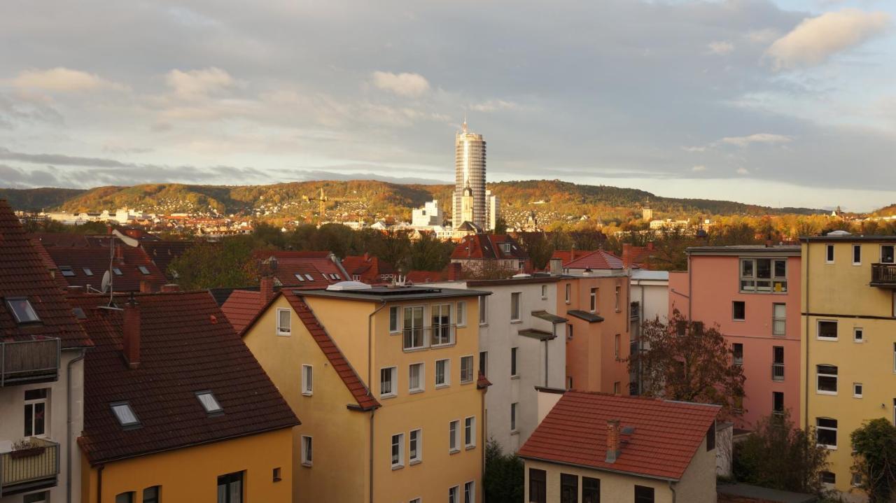 Apartment Skyline Of Jena, Luxurioes, Einzigartig, Free Wifi, Parkplatz, Klimatisiert, Zentral Bagian luar foto