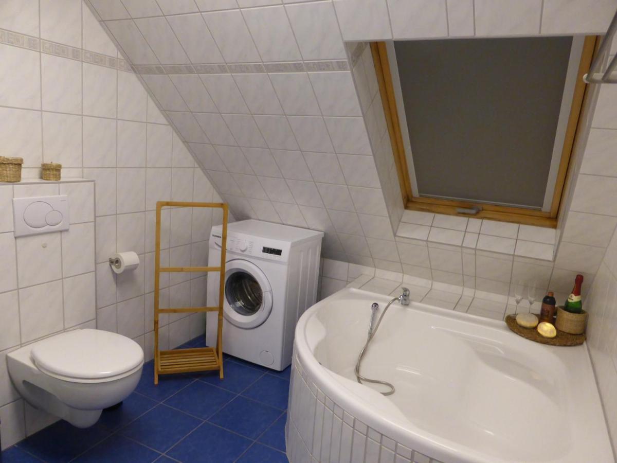 Apartment Skyline Of Jena, Luxurioes, Einzigartig, Free Wifi, Parkplatz, Klimatisiert, Zentral Bagian luar foto
